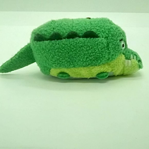 Disney Plush Tsum Tsum - Tick Tock Croc - Picture 2 of 6